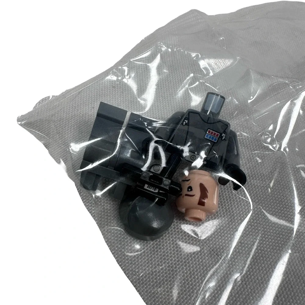LEGO Star Wars Imperial Officer Captain Minifigure sw0582 Gray Uniform Sealed‎